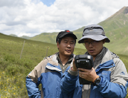 測繪戰士在青海，山下的測繪尖兵